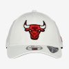 NEW ERA NBA CHICAGO BULLS DIAMOND ERA 9FORTY ADJUSTABLE STRAPBACK CAP WHITE