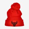 NEW ERA CHICAGO BULLS INFILL BOBBLE BEANIE RED