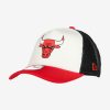 NEW ERA CHICAGO BULLS TEAM COLOUR BLCK TRUCKER WHITE/RED