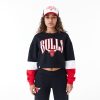 New Era NBA Colour Block Chicago Bulls Crop Crew Neck Sweatshirt Black