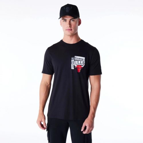 New Era Chicago Bulls Newspaper Graphic Tee Black L