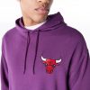 New Era League Essential Chicago Bulls Oversized Pullover Hoodie Purple L