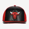 MITCHELL & NESS CHICAGO BULLS DAY ONE SNAPBACK BLACK / RED ONE