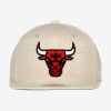 MITCHELL & NESS CHICAGO BULLS CUT AWAY SNAPBACK NBA OFF WHITE