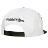 MITCHELL & NESS CHICAGO BULLS NBA HOT FIRE SNAPBACK WHITE ONE