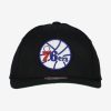 MITCHELL & NESS PHILADELPHIA 76ERS Mens 6 Panel High Crown Structured Snapback Black