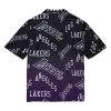 MITCHELL & NESS NBA DESTINATION LEISURE BUTTON UP SHIRT Los Angeles Lakers Purple